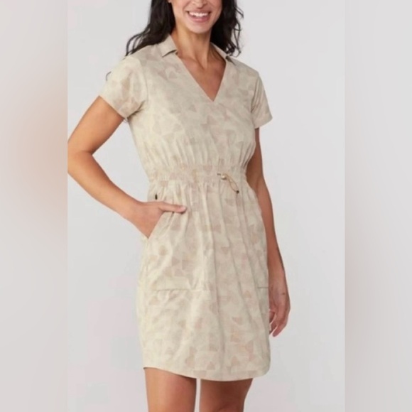 REI Dresses & Skirts - REI Trailmade Hiking‎ Dress Size M